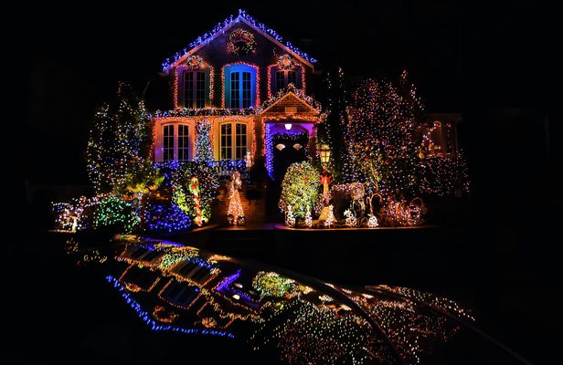 Dyker Heights Christmas Wonderland tour