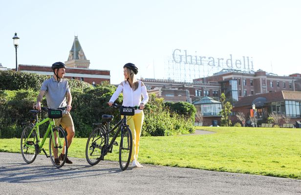 Golden Gate Bridge bike rental with route map