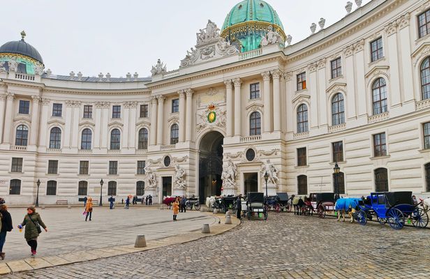 2.30-hour best of Vienna walking tour