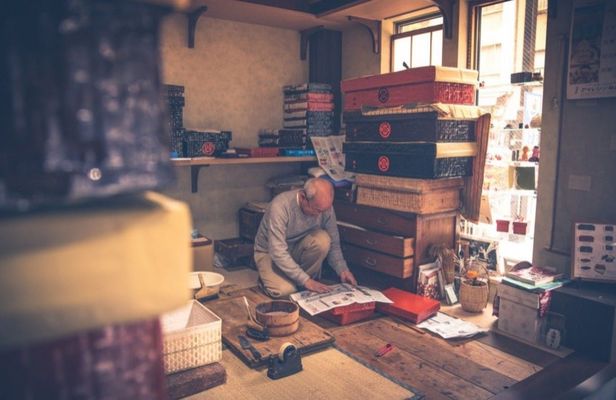 Guided walking tour in Tokyo - Japan’s cultural curiosities