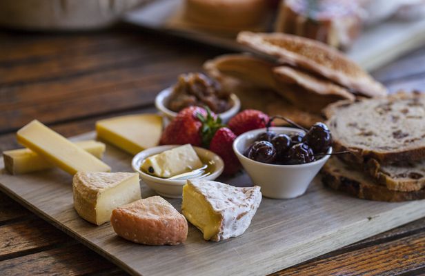Bruny Island traveller full day gourmet wilderness and sightseeing tour