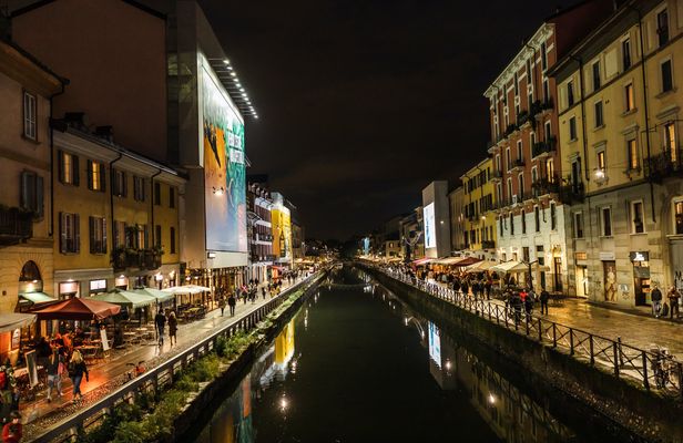 Private and personalized food tour to eat like a local in Milan