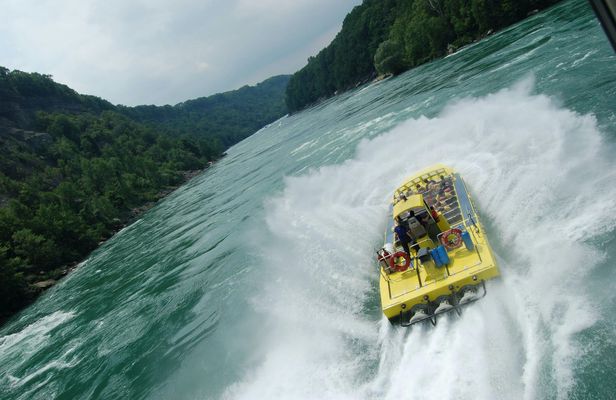 Niagara River Wet Jet boat tour with Canadian Departure