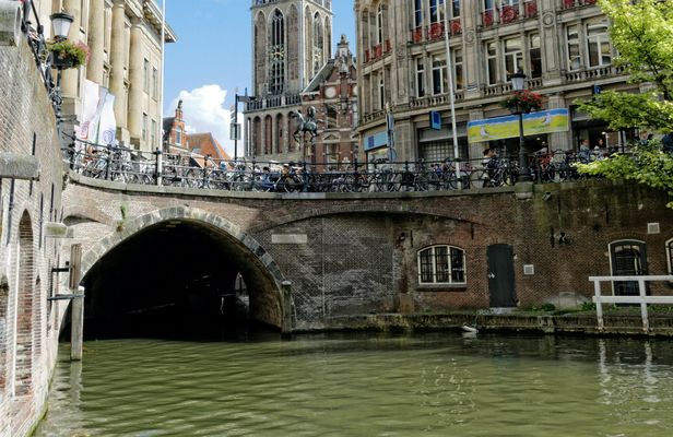 1-hour Utrecht canal cruise