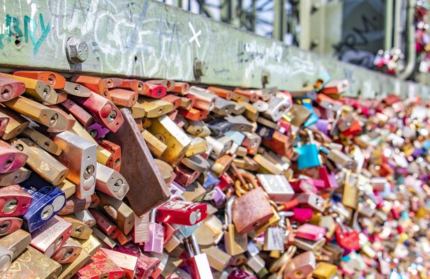Tour of the photogenic Cologne with a local