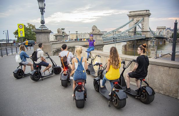 Guided E-scooter tour in Buda Castle in Budapest