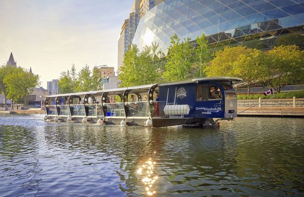 Ottawa Rideau Canal cruise