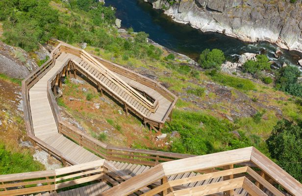 Paiva walkways private tour from Lisbon