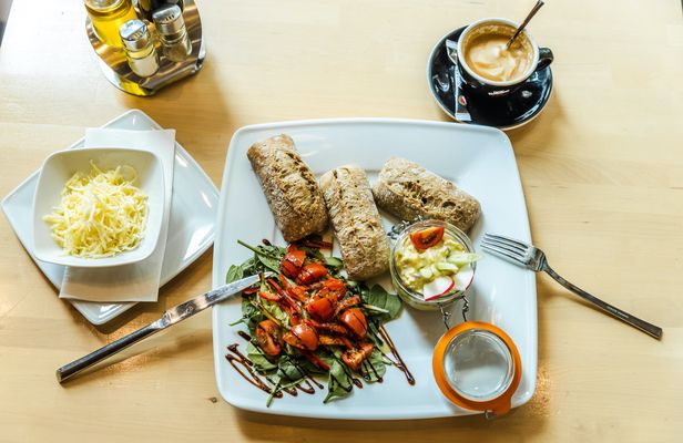 Private and personalized Budapest food tour with a local guide