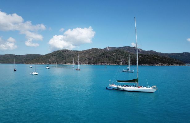 Spank Me: 2 days 2 night Whitsunday sailing experience