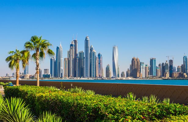 Half-day tour of Dubai and Blue Mosque visit from Sharjah