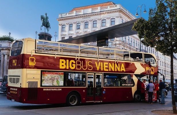 Big Bus tour of Vienna