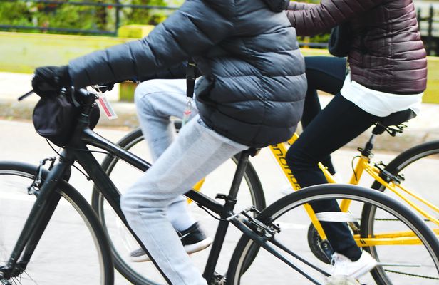 Central Park full-day bike rental with picnic box