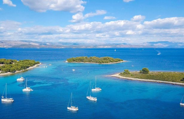 Full day tour to Blue Lagoon & 3 Islands from Trogir