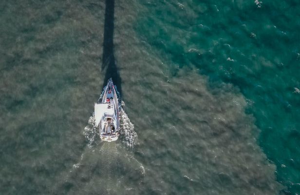 Tagus river sailboat tour