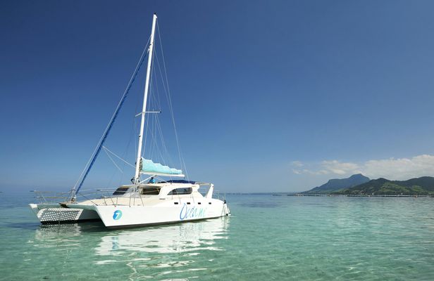 Mauritius east coast catamaran cruise