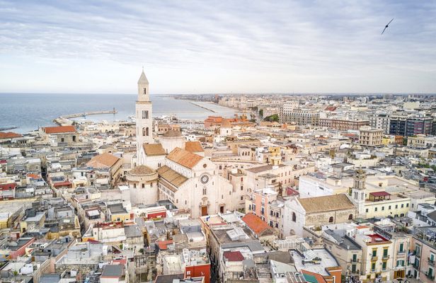 Bari 2-hour guided walking tour