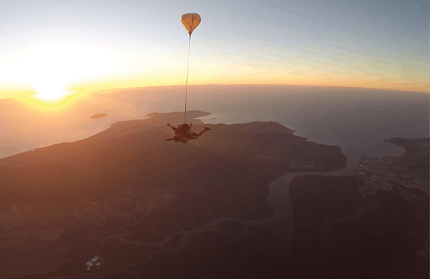 Skydiving experience over Cairns