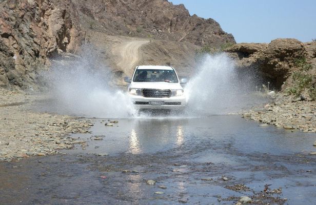 4x4 Fujairah mountain safari
