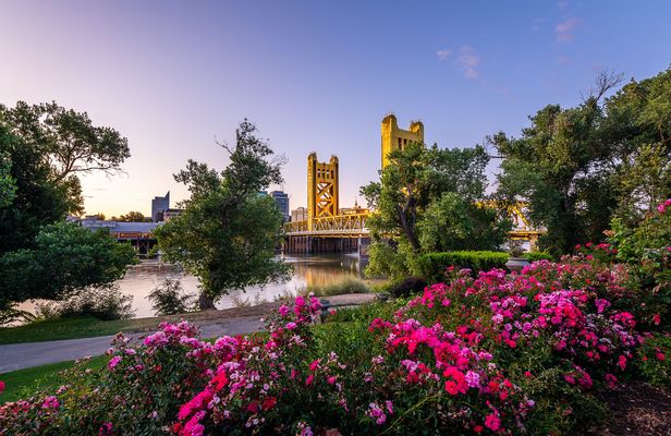Sacramento's Alive After Five cruise