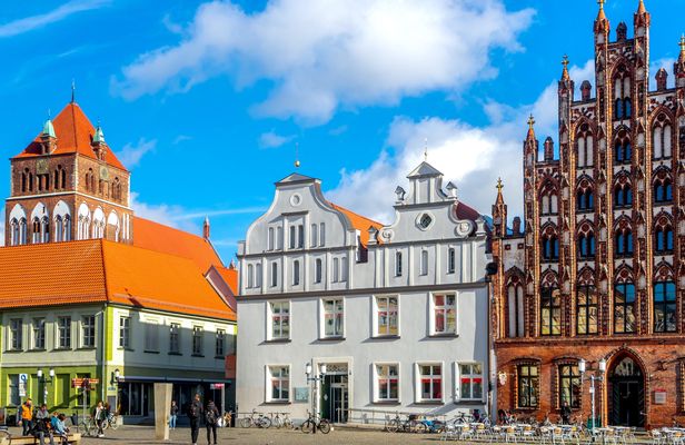 Greifswald private and guided walking tour