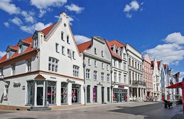 Wismar private and guided walking tour