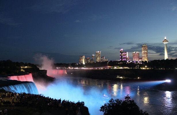 Private day trip to Niagara Falls from New York City