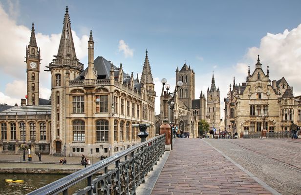 Escape Tour self-guided, interactive city challenge in Ghent