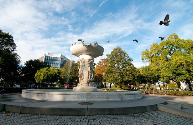 Dupont Circle and Embassy Row tour