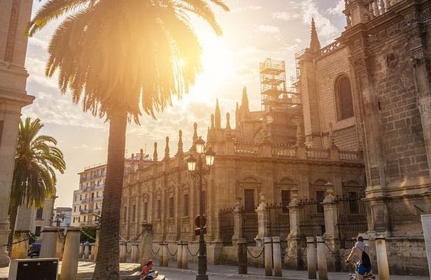 Seville Jewish Quarter tour Santa Cruz neighborhood with optional flamenco show