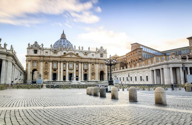 Rome of the Popes E-bike guided tour