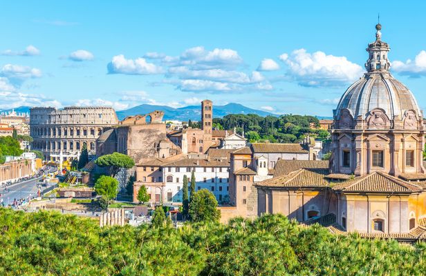 Rome immersive self-guided audio walking tour package