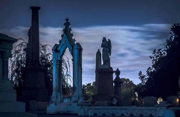 Christ Church Cemetery and serial killers guided tour