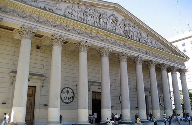 Private city tour of Buenos Aires including breakfast at Café Tortoni