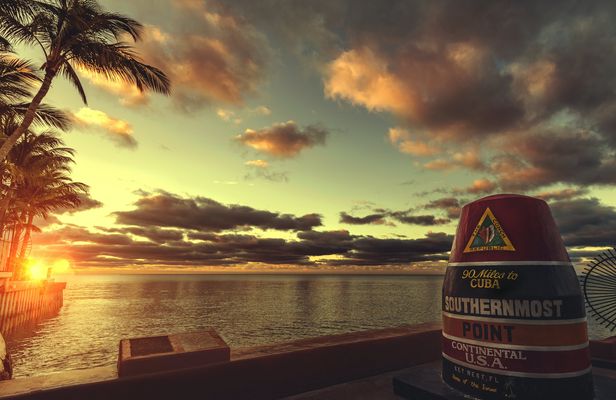 Key West sunset Tiki Boat cruise