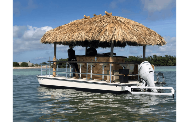 Private sandbar Tiki Bar cruise in Key West