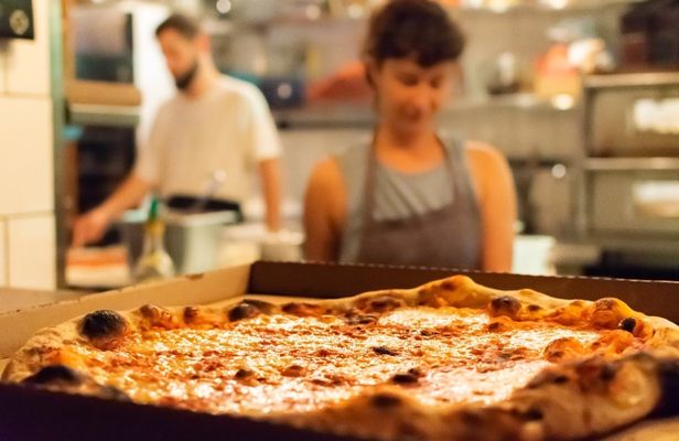 Naples small-group two-hour pizza making class