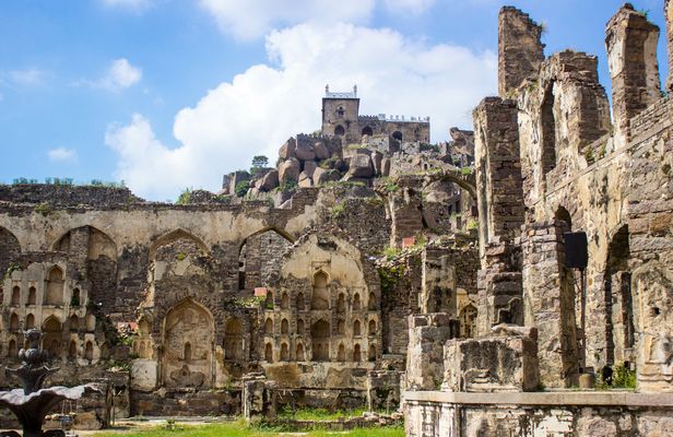 Exploring Golconda half-day tour in Hyderabad
