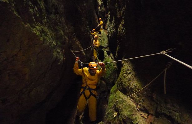 Walking, climbing and more adventure circuit in Arrabida mountain