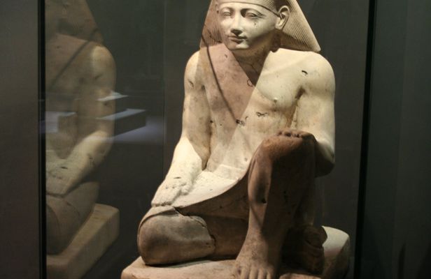 Half-day National Museum and Alexandrina Bibliotheca tour