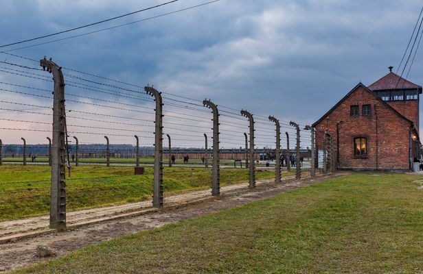 Auschwitz-Birkenau Museum and Memorial guided tour from Krakow