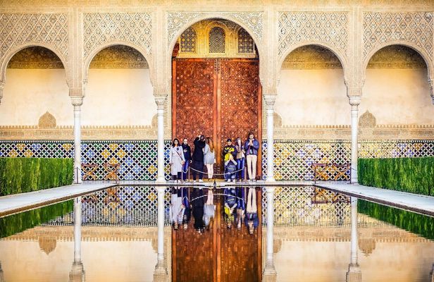Alhambra of Granada entrance tickets and guided visit