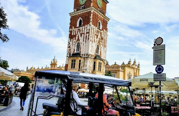 Krakow Old Town sightseeing by golf cart and Wawel Castle guided tour