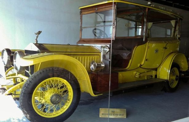 Heritage tour of Nizams museum in Hyderabad