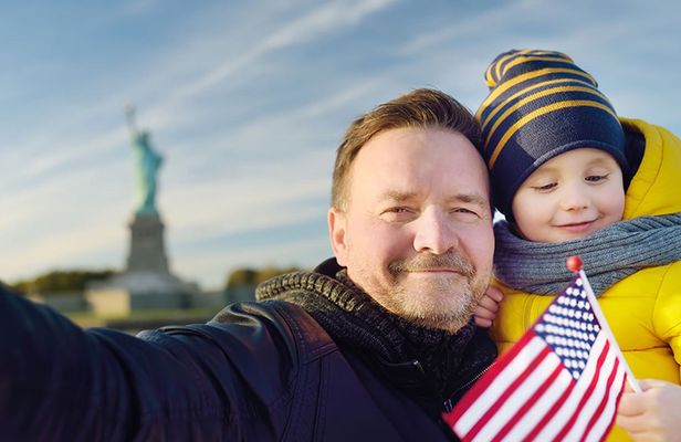 NYC Statue of Liberty private family tour