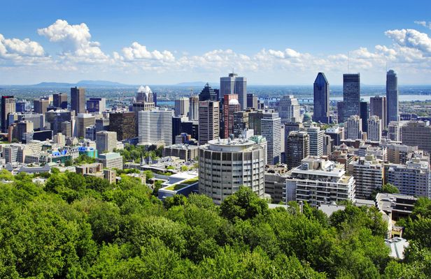 2-day hop-on hop-off tour of Montreal by day and night
