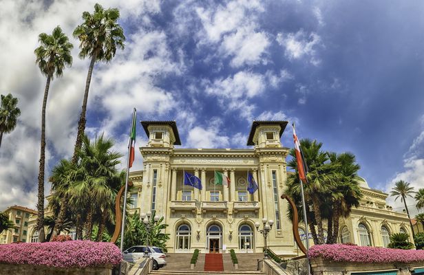 Italian Market, Menton & Turbie private tour from Nice
