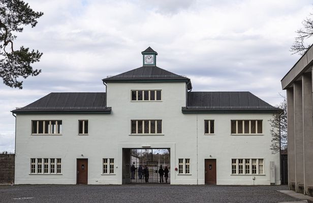 Sachsenhausen concentration camp guided tour