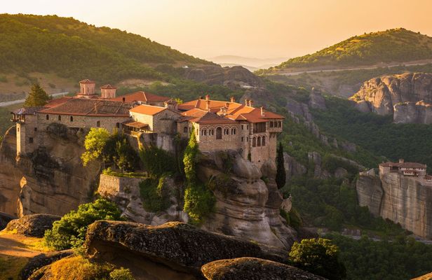 Meteora tour from Kalambaka’s train station