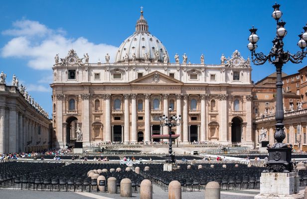 Papal audience and St. Peter's Basilica guided tour